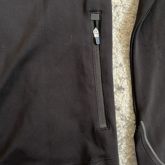 Athleta Black 1/2 Zip - Picture 11 of 11